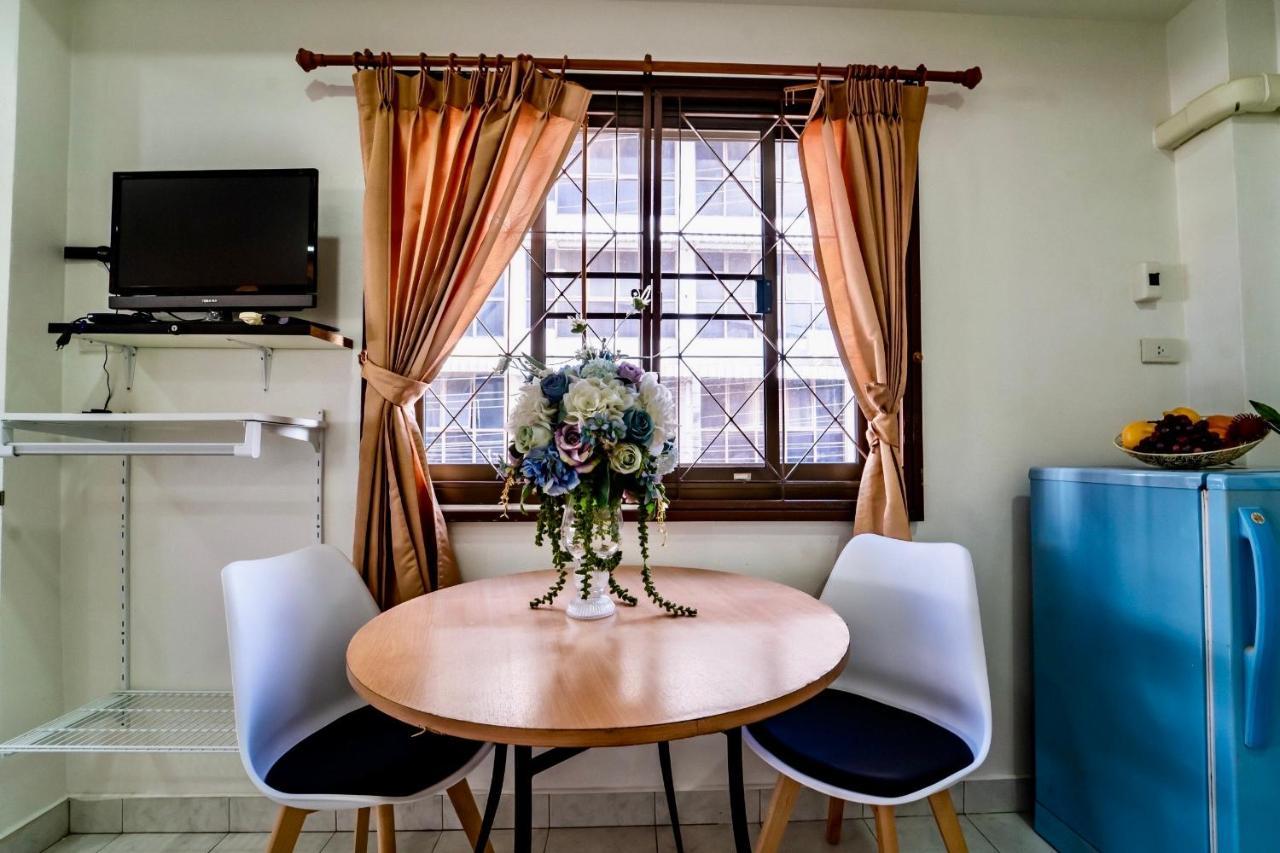 Mind And Punpun Apartment Сураттхани Экстерьер фото